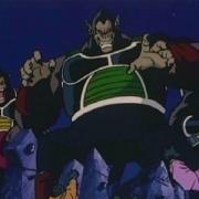 En gorille, la force d'un saiyen augmente énormément.